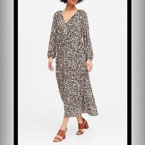 Banana Republic Animal Print Long Sleeve Dress